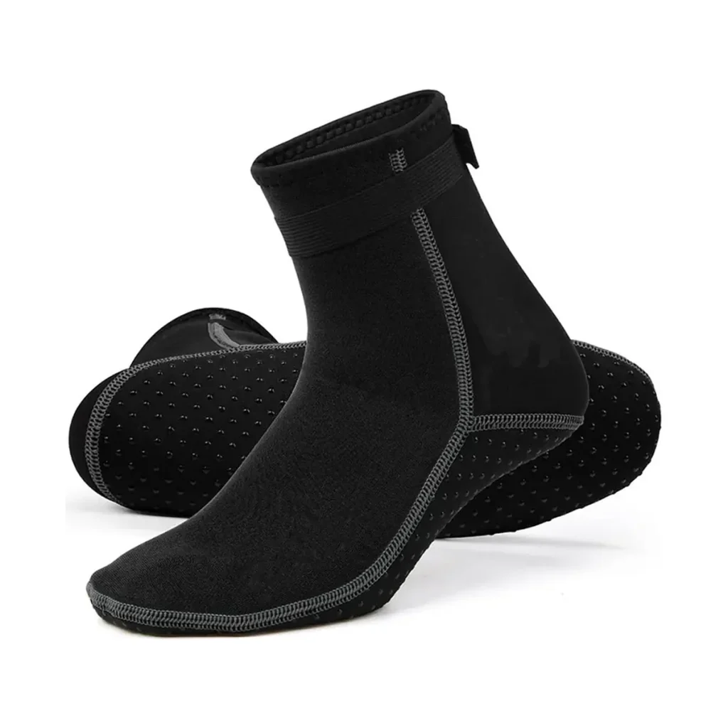 3mm Neoprene Dive Socks - front view